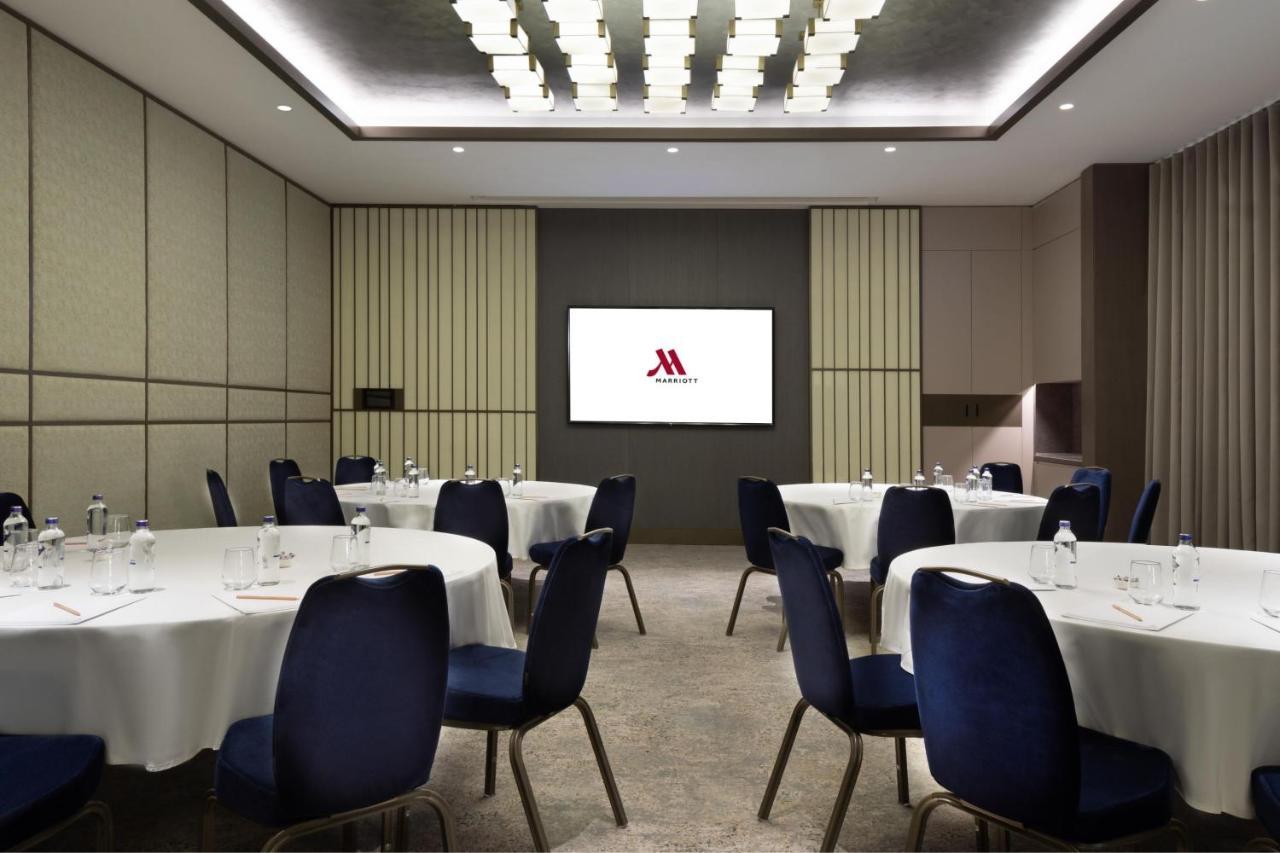 Izmir Marriott Hotel Exterior photo Meeting room