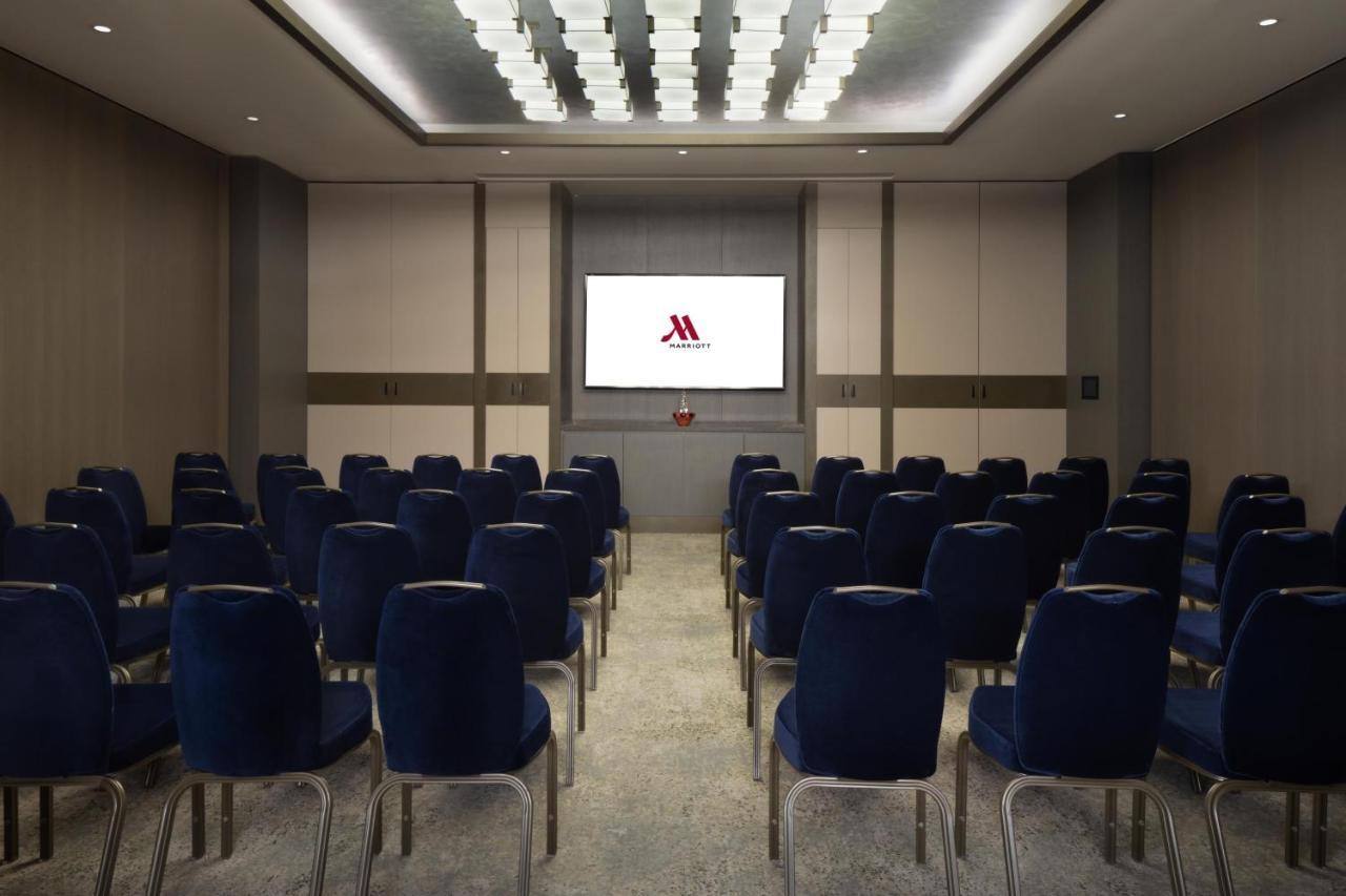 Izmir Marriott Hotel Exterior photo Meeting room