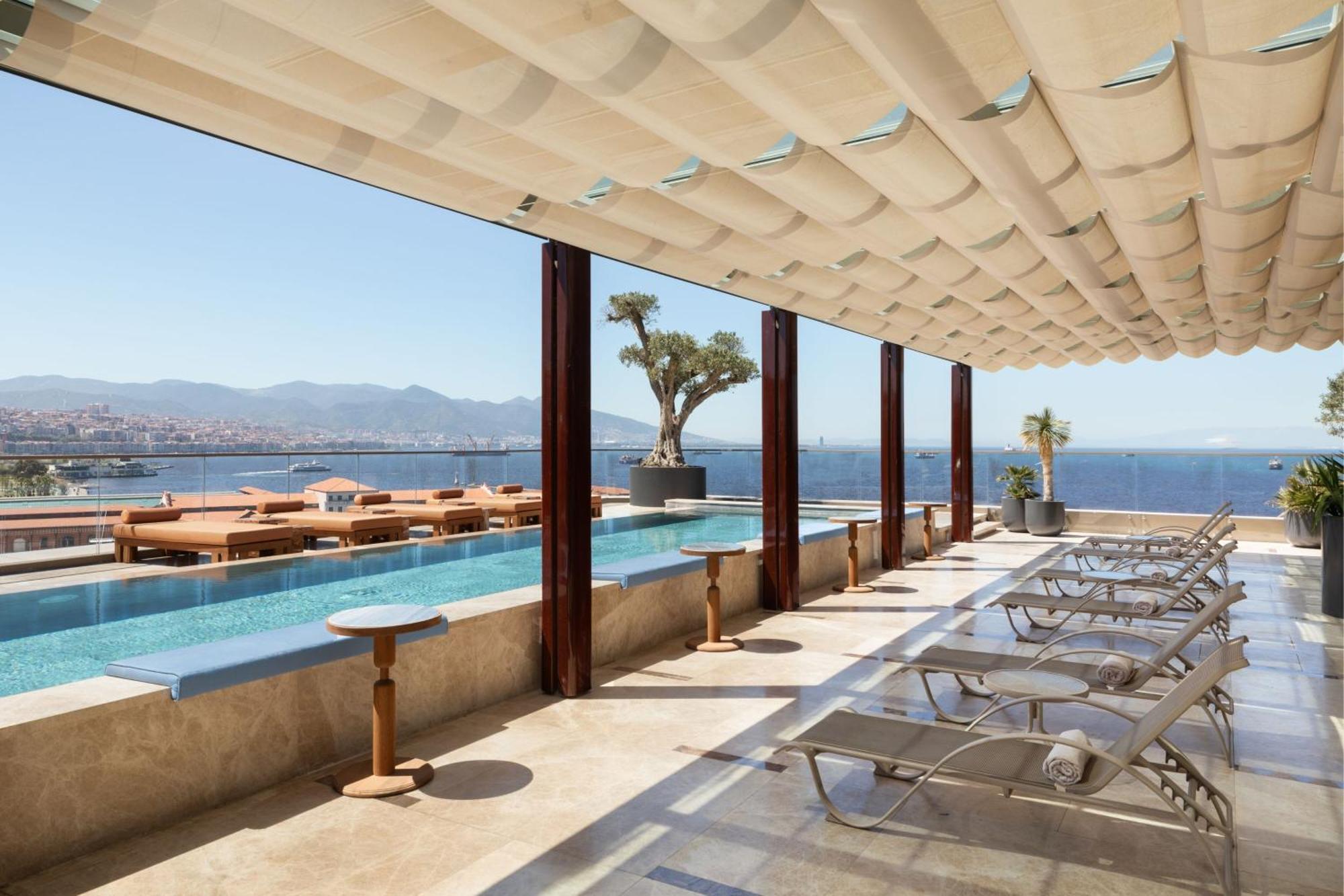 Izmir Marriott Hotel Exterior photo The Westin Athens